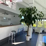 Villa Huge Mansion With Spa, Pool, Steam,bar, Cinema *