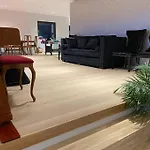 Huge Mansion With Spa, Pool, Steam,bar, Cinema Villa *