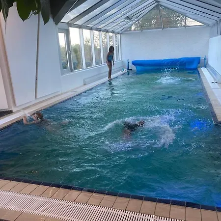 Huge Mansion With Spa, Pool, Steam,bar, Cinema Villa